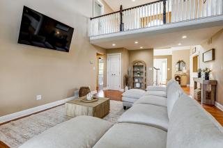 Great for Groups! Corinth Gem w/ Game Room & Pool - 6
