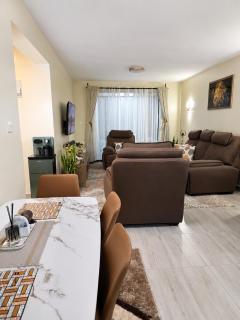 Savanna Living - 7