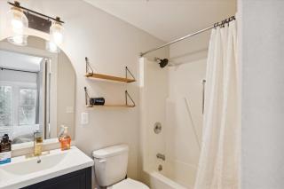 Mountainside Condo E101 - 4