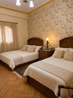 Luxury apartment with private swimming pool and private garden - 2
