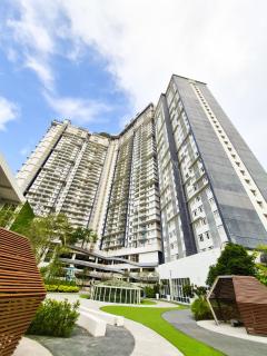 Windmill upon hill by Blue sky genting highland - 9