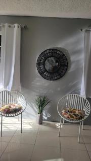 Rustic Raspuru is a cozy House - 1
