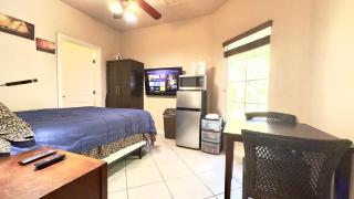 Micro Casita! Private Entrance! Ensuite Bath! - 0