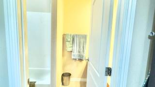 Micro Casita! Private Entrance! Ensuite Bath! - 2