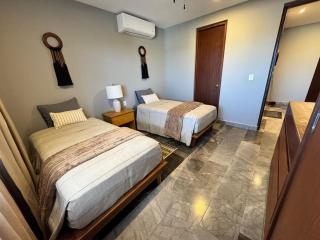 2 Bed Penthouse Private rooftop - 7