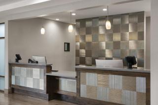 Best Western Plus College Station Inn & Suites - 5