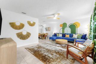 Poolside Fun Games Perfect Family Escape - 9