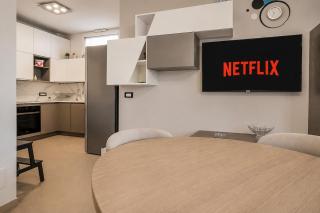 Modern Apartment in Lecce with Private Parking and WiFi - 2