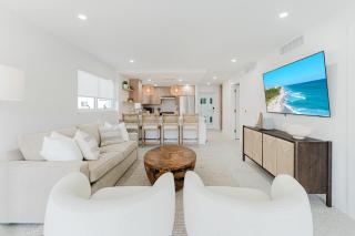 The Mizner - 2BR Waterfront Boca Suite - 4