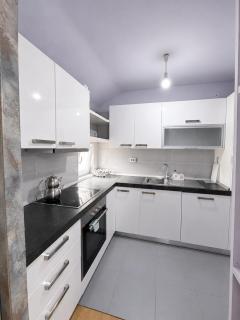 Fole Apartments - 3