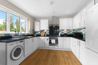 Heathrow Living 2BDR 2BA Apt by 360 Stays - Apt 11 - 6