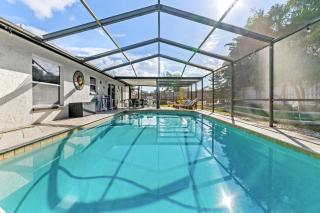 Poolside Fun Games Perfect Family Escape - 6