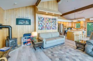 Stunning Views! Quiet Oceanfront Home in Jonesport - 4