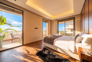 VIVASTAY Casablanca - Élégant 2 Chambres CFC avec Piscine et Salle de Sport - 5