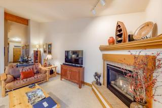 Blue River Townhome Unit D6 - 7