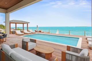 Beachfront Luxe 6BR and 2BR Guest House with Pool - 0
