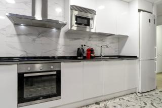 Orleans - 3 Bedrooms - Open Kitchen - 1