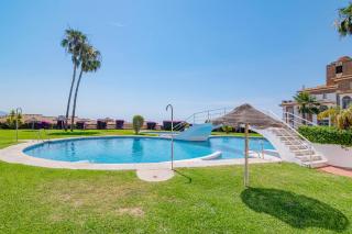 Sunrise Loft Marina del Este - 8