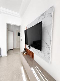 Chic & Comfortable Stay - 1
