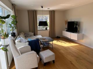 Mysig villa med stor altan och trädgård - 6