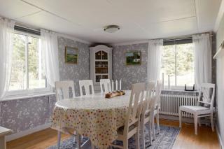 3BR In Kosta - Fire pit, gathering room, Lake and Pub - 7