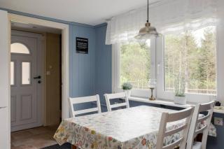 3BR In Kosta - Fire pit, gathering room, Lake and Pub - 2