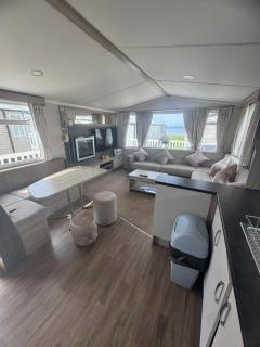 Seaview Lodgings - 9