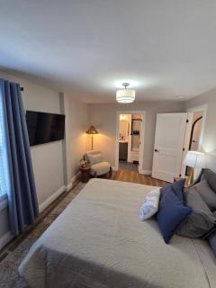 Hazel House - 7