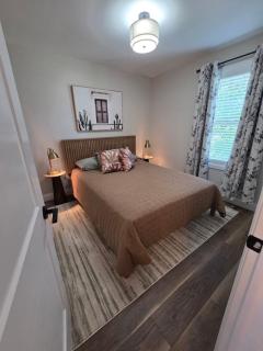 Hazel House - 4