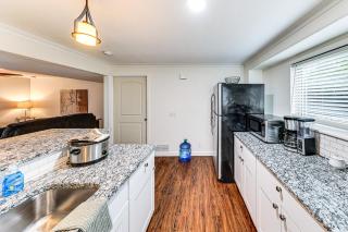 4 Mi to K-State! Modern Garden-Level Apt - 1