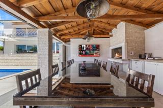 Villa Anela - 1