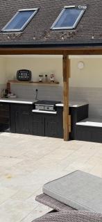 Detached property, beams, hot tub large garden - 1