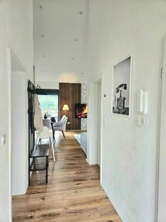 Luxus-Penthouse mit Weitblick & Balkon - 3