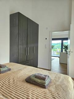 Luxus-Penthouse mit Weitblick & Balkon - 2