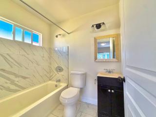 Private Room with Free Parking at 1360 - 7
