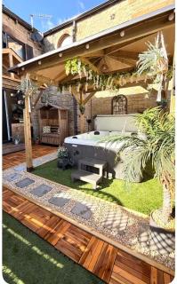 Yorkshire Barn Escape 2 bedroom - 9