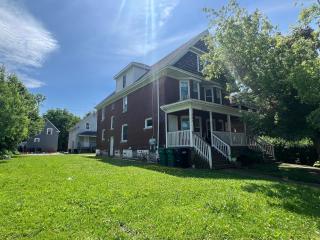 This Old House - 10 Minute Walk to the Falls - 8
