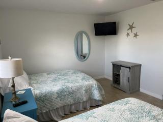 Canal Suite with Water views - 3