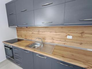 Tirana City Apartment - 3