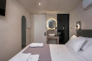 CAVO III Luxury Boutique Rooms - 2