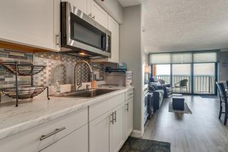 Pool Access: 8th-Floor Condo on North Myrtle Beach - 6