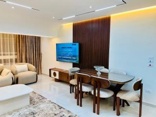 Luxury 3BR Hotel Apartment Next to City Stars - 2
