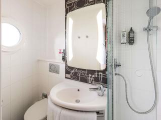 ibis Portsmouth - 9