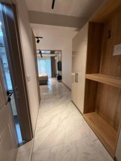 Azur Properties 76 - 2