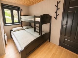 Panoramic views of the mountains, family place, 3 bedrooms - 1