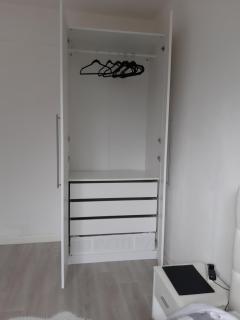 Zen Olive Guest Room - 4