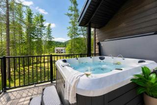 Condo and Spa - Le Saloon Nordik - 9