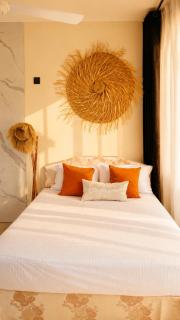 Peaceful Beach Studio 2 min Walk to beach Rooftop Sea view with AC - 0