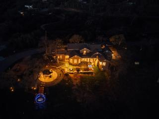 SCH4700sqft Luxury RetreatDomeSpeakeasyTheater - 9
