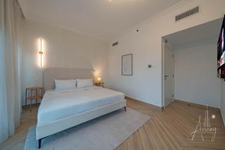 Ain Dubai Panorama Luxe 2BR Seaview Retreat - 1